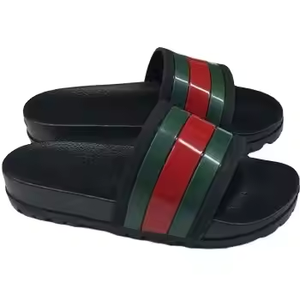 2026 Vente en gros usine de claquettes et tongs d'extérieur en PVC de luxe et de haute qualité pour hommes et femmes - Product Image 1