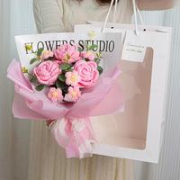 Bouquet de fleurs au crochet romantique, bouquet de roses tricoté à la main pour la fête des mères, cadeau de mariage