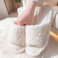 Chaussons d'intérieur pour femmes en similicuir et fourrure, doux, chauds, antidérapants, confortables pour la maison et la chambre, hiver