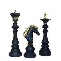 Figurines d'échecs internationales chinoises haut de gamme en résine armoire à vin roi reine cheval de guerre pièces résine artisanat échiquier