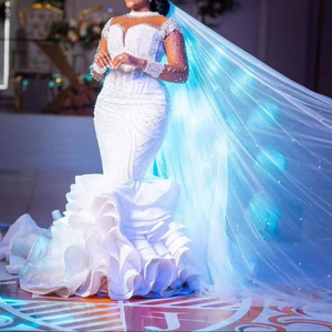 S1198R New Retro Lace Slim Beaded Style Trailing New Fashion <b>Bride</b> Wedding Dress - Product Image 1