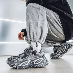 Chaussures décontractées tendance pour hommes, style européen, rétro, effet usé, semelle épaisse, nouveau modèle pour se montrer élégant, chaussures streetwear pour hommes - Product Image 5