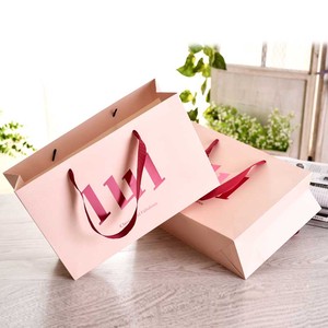 Lüks beyaz siyah kahverengi hediye keseleri özel kraft kağıdı alışveriş çantası kendi logo ile - Product Image 2