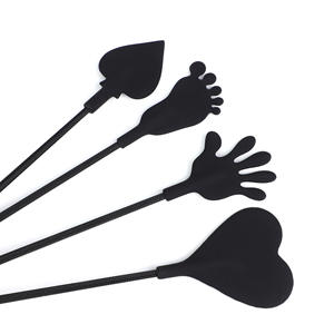 Pequeño látigo de silicona circular tipo pala para palmaditas en las manos y azotes en los pies, para BDSM, equipo de bondage, juguetes sexuales para castigo de marido y mujer - Product Image 2