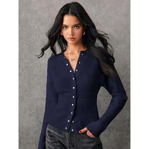 Cárdigan de Punto para Mujer, Manga Larga, Color Negro, Casual de Invierno, con Botones de Perla - Product Image 1