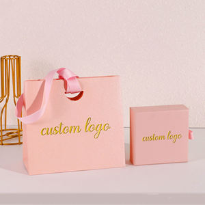 Tas Kertas Mewah Custom dengan Logo Anda Sendiri, untuk Kemasan Hadiah, Belanja, Toko Ritel Kosmetik, Perhiasan, dan Pesta Liburan, Dilengkapi Pita dan Pegangan - Product Image 5