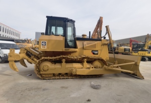 รถดันดิน CAT D6D มือสอง ราคาถูก คุณภาพเยี่ยม รถดันดิน CAT D6D มือสองสำหรับขาย - Product Image 2