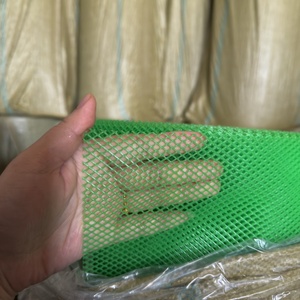 Filet en plastique HDPE de qualité supérieure, écologique, portable, à mailles carrées rigides, de qualité alimentaire, pour la protection contre les oiseaux et l'utilisation polyvalente - Product Image 5