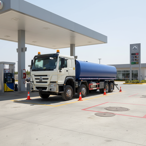 Camión <span class=keywords><strong>Cisterna</strong></span> Howo Nuevo SINOTRUK con Transmisión Manual, Motor Diésel, Material <span class=keywords><strong>de</strong></span> Acero y Aluminio, Tracción 8x4, Capacidad <span class=keywords><strong>de</strong></span> Carga <span class=keywords><strong>de</strong></span> 21-30T - Product Image 3