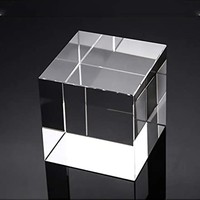 Trophée en cristal transparent de qualité supérieure avec gravure laser 3D à l'intérieur et base en cristal solide