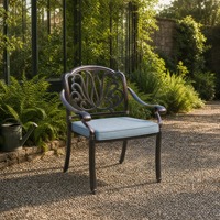 Fauteuil de jardin en aluminium moulé avec dossier en treillis pour coin thé de cour et repas sur terrasse