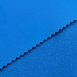 Không thấm nước Áo gió Tricot nhiều lớp PTFE TPU màng 3 lớp Polyester <span class=keywords><strong>softshell</strong></span> mềm vỏ vải cho máy bay ném bom phồng Áo khoác - Product Image 3