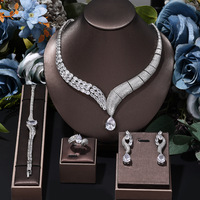 Parure de bijoux de mariée de luxe avec collier serpent émeraude, collier ras-du-cou en zircon cubique, boucles d'oreilles pendantes, bracelet et bague