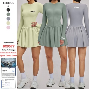 Tenue de sport personnalisée à manches longues avec fermeture éclair pour femmes, robe de sport pour le tennis, le golf, le pickleball, avec shorts intégrés et poches - Product Image 1