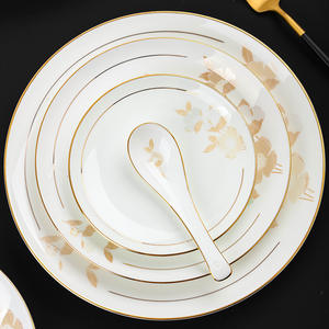 Ensemble de vaisselle d'hôtel de qualité <span class=keywords><strong>Hjgh</strong></span>, 70 pièces, avec design de fleurs élégantes, en porcelaine osseuse, pour 16 personnes, passe au micro-ondes - Product Image 4