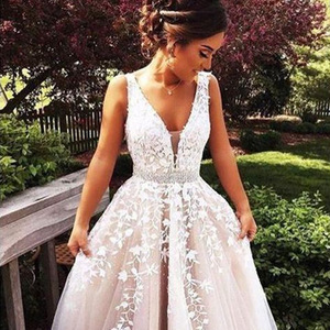 White Ball Gown Wedding Dress V Neck Backless Floral <b>Applique</b> Floor Length Natural Waistline Straps Summer Style - Product Image 3