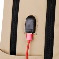 Mochila para Portátil de PU Personalizada Resistente al Agua con Puerto de Carga, Mochila para Computadora de Gran Capacidad para Uso Diario y de Negocios con USB