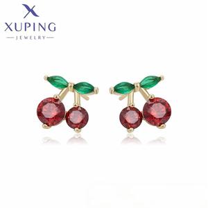 X0001117026 XUPING Jewelry Pendientes de tuerca de cereza chapados en oro de 14 quilates Pendientes diarios de moda con incrustaciones de circón rojo como Rubí - Product Image 1