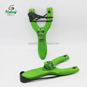 2024 new design wood alien slingshot catapult alien toy for kids