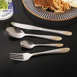 Middle East Arabic style 201 stainless steel cutlery 4pcs set of basic embossed handle knife fork spoon with electroplated gold