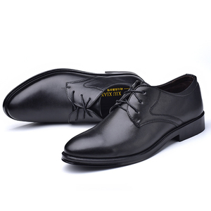 Chaussures habillées classiques italiennes en cuir à bout pointu pour homme, confortables et décontractées, idéales pour le bureau au printemps - Product Image 5