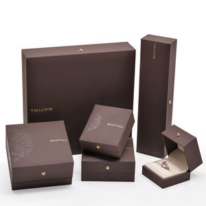 Collier personnalisé couleur café, boucles d'oreilles, bague, emballage de bijoux, boîte cadeau avec Logo, emballage de bijoux, toucher agréable, papier en similicuir - Product Image 1