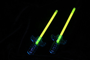 Bâtons lumineux en forme d'épée pour les faveurs de fête, décoration, jouets lumineux en forme d'épée, bâtons lumineux en forme d'épée, fournitures de fête - Product Image 2