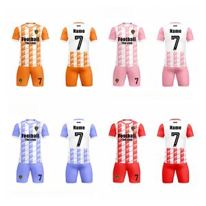 定制 2024-2025 足球俱乐部球衣 高品质上衣短裤套装 全季适用 带有球队名称标志印花 100% 涤纶 - Product Image 2