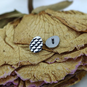 Calendo Nouvelle Arrivée Bijoux de Piercing de Mode ASTM F136 <span class=keywords><strong>Oeuf</strong></span> de Dragon en Titane Filetage Interne Ovale Labret Tops - Product Image 2