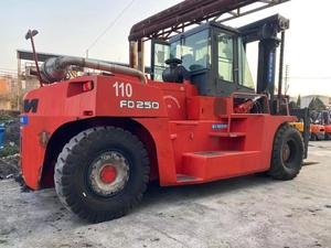 Chariot élévateur diesel TCM FD250 de 25 tonnes d'occasion d'usine, série 250, composants essentiels (moteur, boîte de vitesses, roulement), vente, moteur d'origine à faible risque de défaillance - Product Image 4