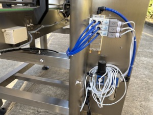 Machine de pesage et de remplissage de granulés de bonbons, adaptée aux bonbons, aux noix et aux petites particules - Product Image 4