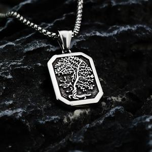 Yunnique - Collares con Colgantes de Joyería Personalizados de Acero Inoxidable, Amuletos de Árbol de la Vida, Placa de Identificación de Perro, Mitología Nórdica, Estilo Vintage Minimalista para Hombre, Casino - Product Image 4