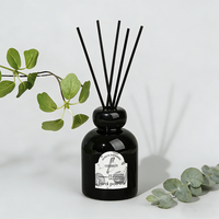 Nouvel ensemble diffuseur de parfum d'ambiance 2026 en verre personnalisé, vegan, de luxe, avec bougies parfumées en cire de soja et bâtonnets, en gros