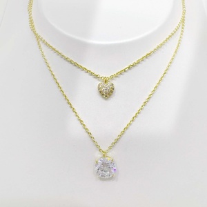 Collares de latón chapados en oro vintage, delicados y elegantes, con colgante de perla minimalista con corte baguette y diseño de mariposa para novias, para mujer. - Product Image 1