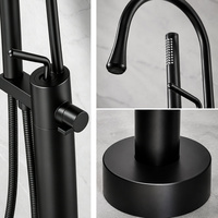 Robinet de baignoire sur pied en laiton avec mitigeur chaud/froid et douchette à main pour salle de bain moderne