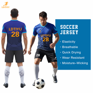 Maillots de football respirants à manches courtes avec logo imprimé, ensembles de survêtements d'entraînement, vêtements de sport pour hommes, vêtements de sport d'été - Product Image 2