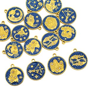 HB0862 12 Dijes Redondos de Acero Inoxidable con Signos <span class=keywords><strong>del</strong></span> Zodíaco, Cielo Estrellado Azul, Esmalte y Circonitas Incrustadas para Joyería DIY - Product Image 2
