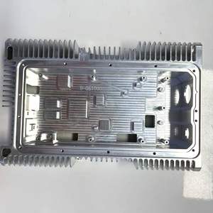 Componentes de Acero Inoxidable Mecanizados por CNC Personalizados, Pulidos a Espejo, con Orificios Roscados Laterales para Aplicaciones Aeroespaciales - Product Image 2