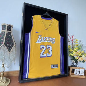 Cadre <span class=keywords><strong>de</strong></span> présentation et <span class=keywords><strong>de</strong></span> rangement personnalisé en usine pour maillots <span class=keywords><strong>de</strong></span> football, basketball, et maillots <span class=keywords><strong>de</strong></span> stars <span class=keywords><strong>NBA</strong></span> - Product Image 2