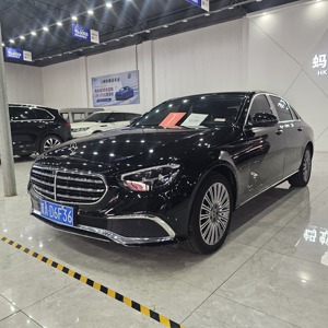 <span class=keywords><strong>Mercedes</strong></span> E300 Fashion 2021. Auto Usata con Trazione Posteriore, Buona Potenza <span class=keywords><strong>e</strong></span> Ampio Spazio - Product Image 1