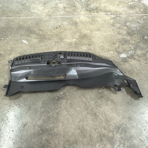 แผ่นกันกระแทกใต้ท้องรถยนต์โตโยต้า GS350 รุ่น 53295-33010 วัสดุ PP ป้องกันเครื่องยนต์ - Product Image 2