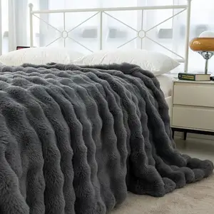 Couverture en peluche ultra douce en fausse fourrure de lapin pelucheuse, couvertures de luxe et confortables pour canapé et canapé