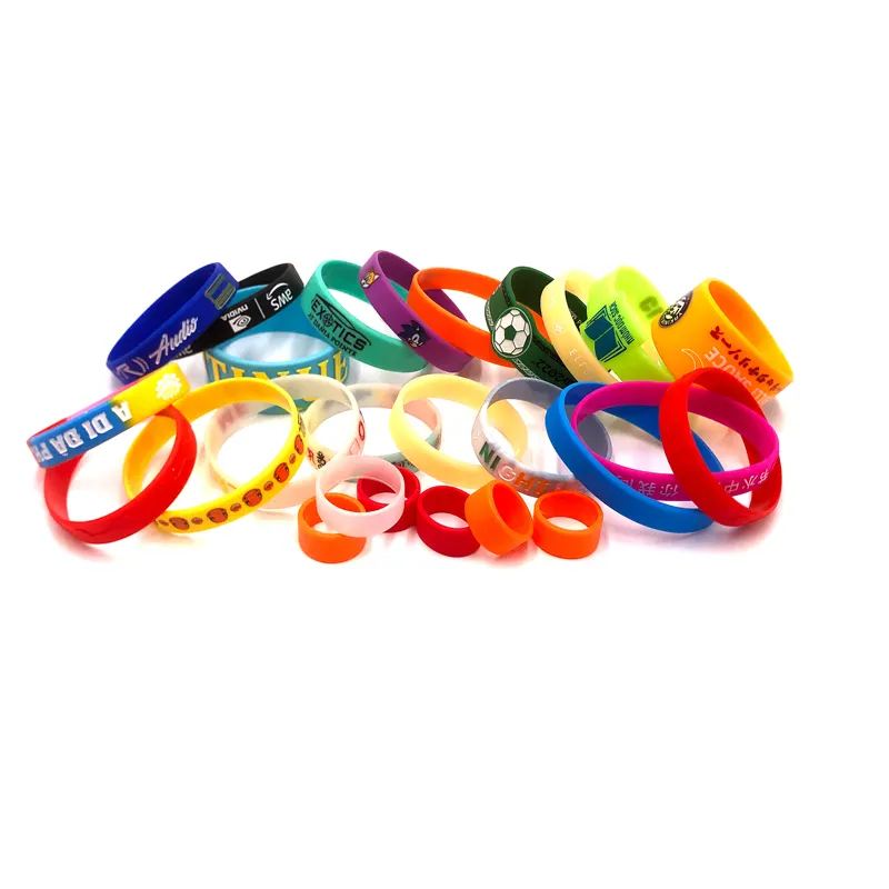 Promotionnel de haute qualité nom personnalisé en caoutchouc sport Silicone Bracelet Bracelet Bracelets amical imprimé bracelet avec Logo