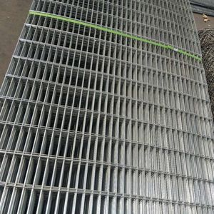 Malla de Alambre Soldada Galvanizada por Inmersión en Caliente, Malla para Gallinero - Product Image 1