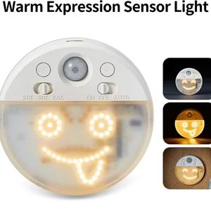 Lámpara de Pared Redonda con Sensor de Movimiento, Regulable, con Cara Sonriente y Expresiones Cambiables, Inalámbrica, para Pasillo o Escalera - Product Image 2
