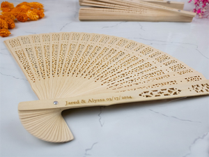 Ventiladores de Bambú de Madera para <span class=keywords><strong>Boda</strong></span>, Personalizados con Grabado en Forma de Corazón, Ecológicos, Regalos de <span class=keywords><strong>Boda</strong></span>, Venta Caliente - Product Image 3