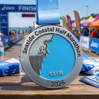Fabrication sur mesure de médailles sportives en alliage de zinc plaqué argent pour la course à pied, le triathlon, le taekwondo, le judo, et de trophées de récompense en forme de puzzle