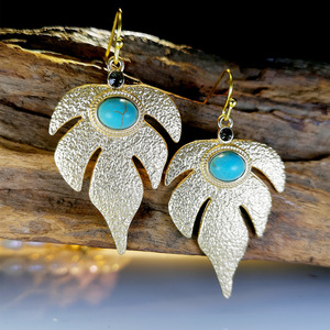 Orecchini a Gancio Vintage a Forma di Foglia con Accenti Colorati, Stile Semplice, Accessori di Moda per Donne, Vendita all'Ingrosso - Product Image 4