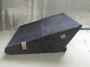 Cuscino a cuneo pieghevole multiuso <span class=keywords><strong>grigio</strong></span> e bianco in memory foam regolabile per la lettura e il comfort - Product Image 5