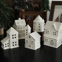 Éclairé LED Noël Village Maison Décoration Céramique Bâtiment Figurine Statue pour Étagère Maison Table Centres Ornement
